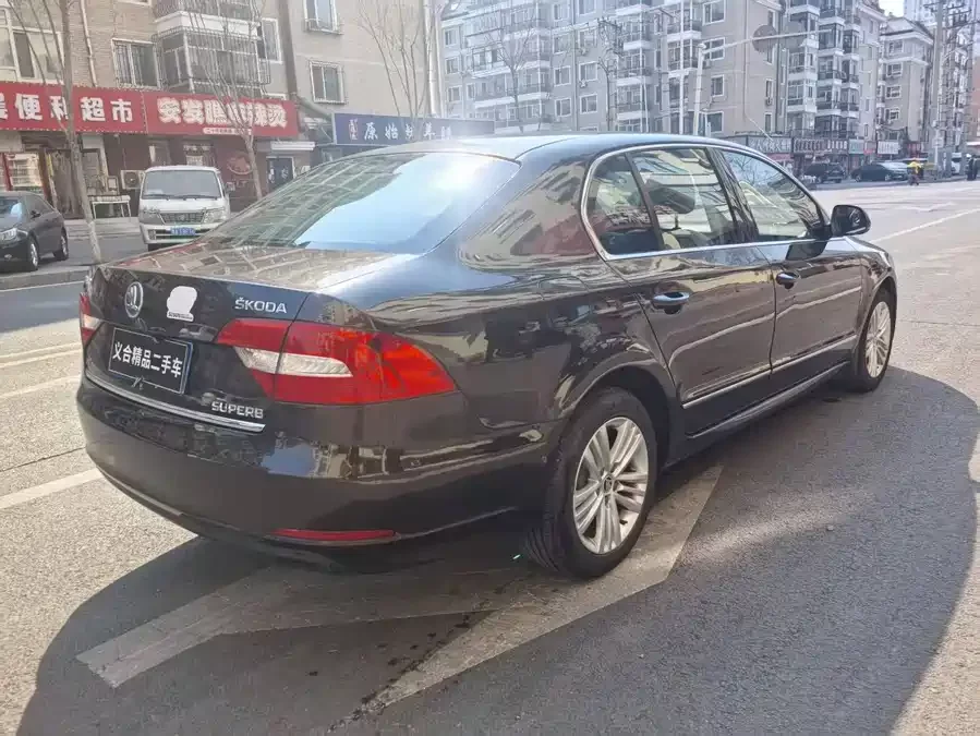 Skoda SuperB