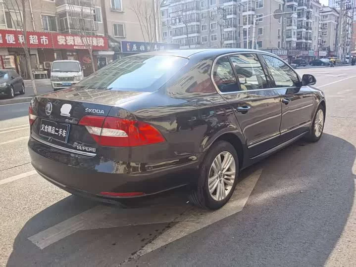 Skoda SuperB