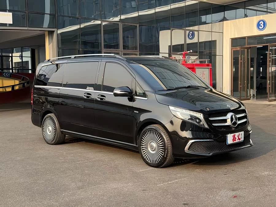Mercedes Benz Class V