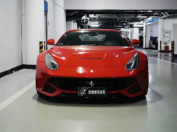 ferrari F12berlinetta