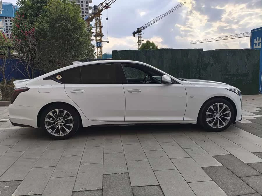 Cadillac CT5