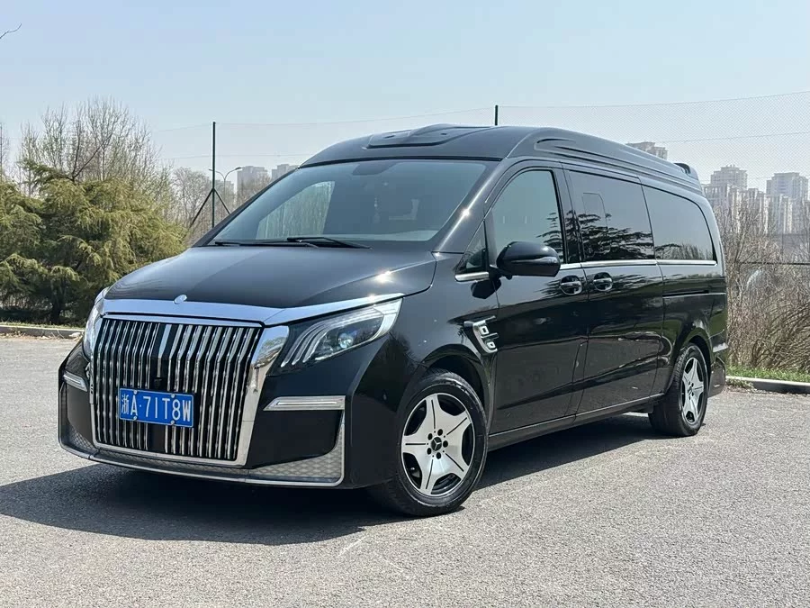 Mercedes Benz Vito
