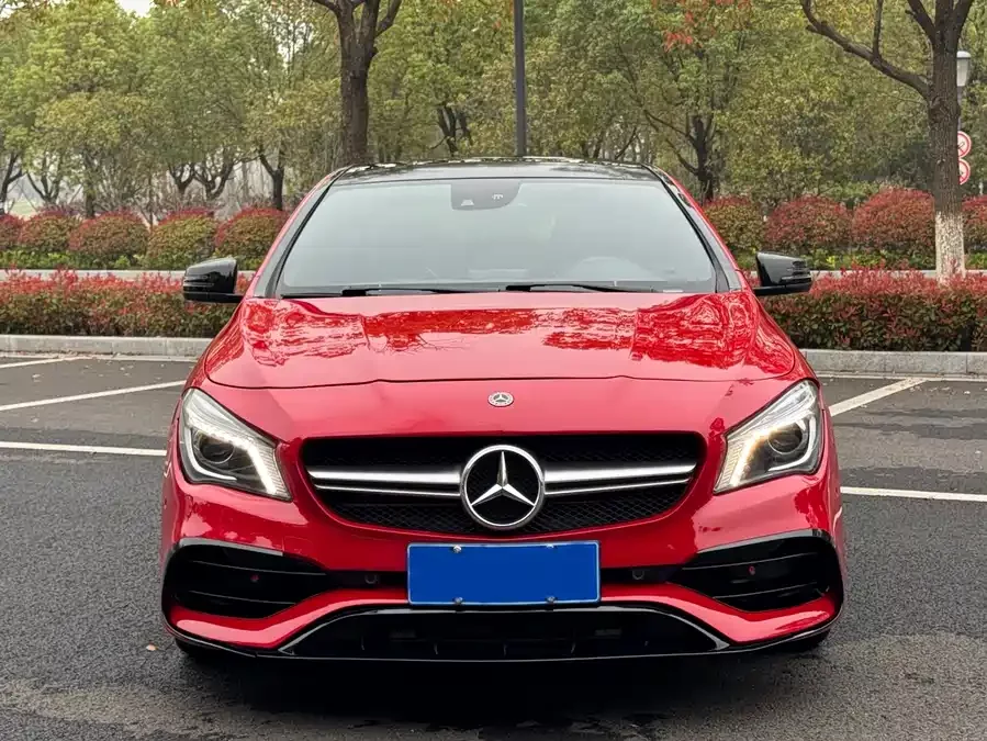 Mercedes Benz CLA AMG