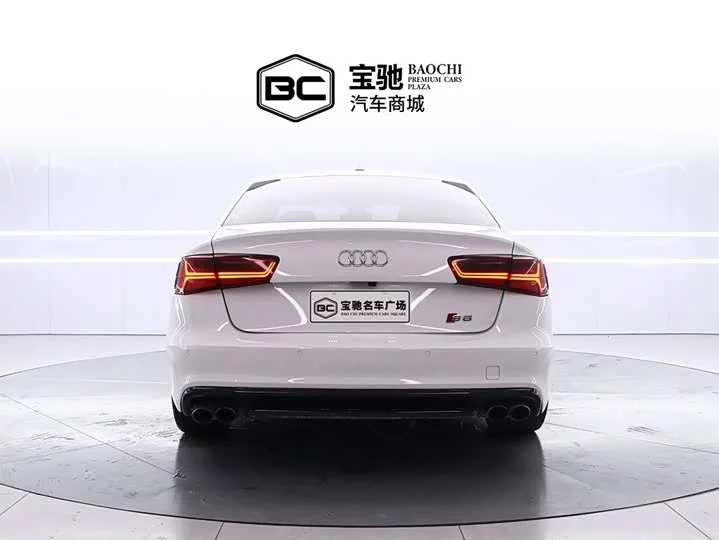 Audi S6