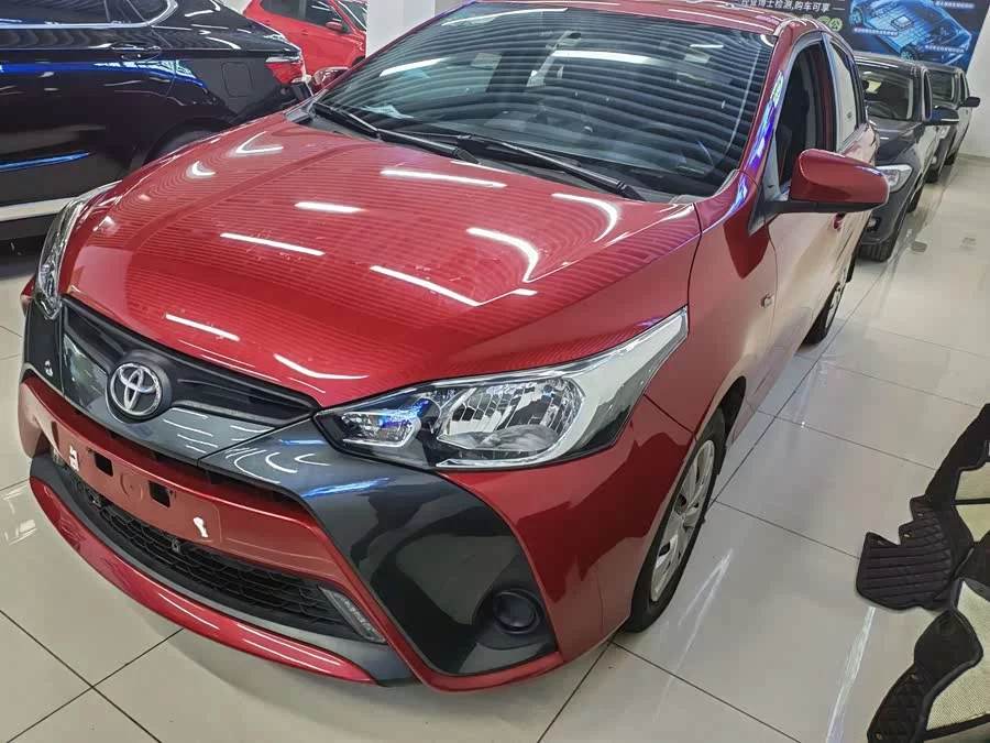 Toyota YARiS L