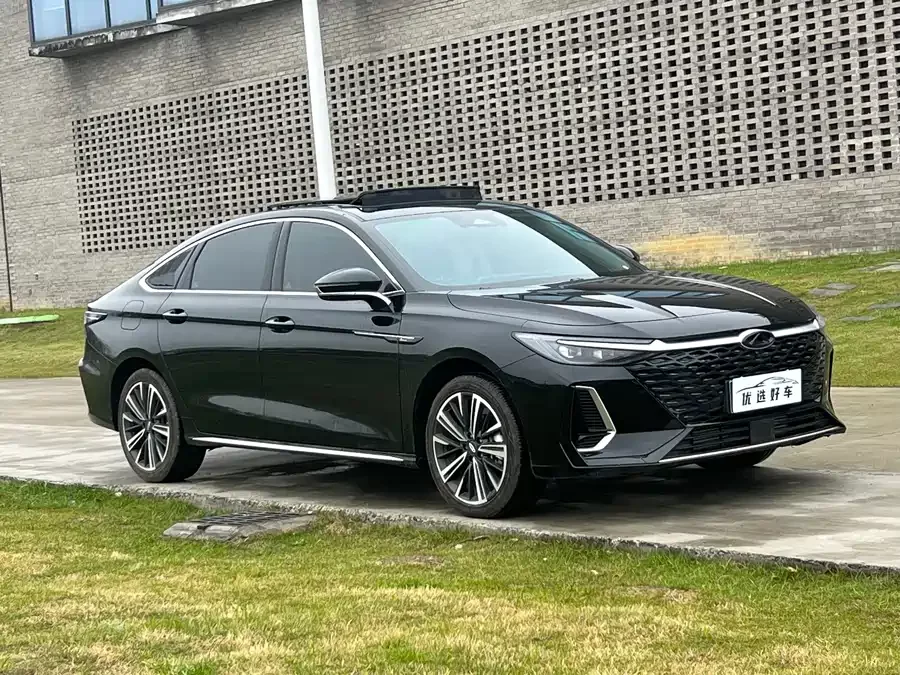 Chery Arrizo 8