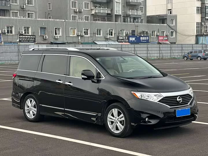 Nissan nobleman