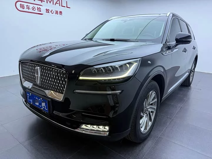 Lincoln aviator