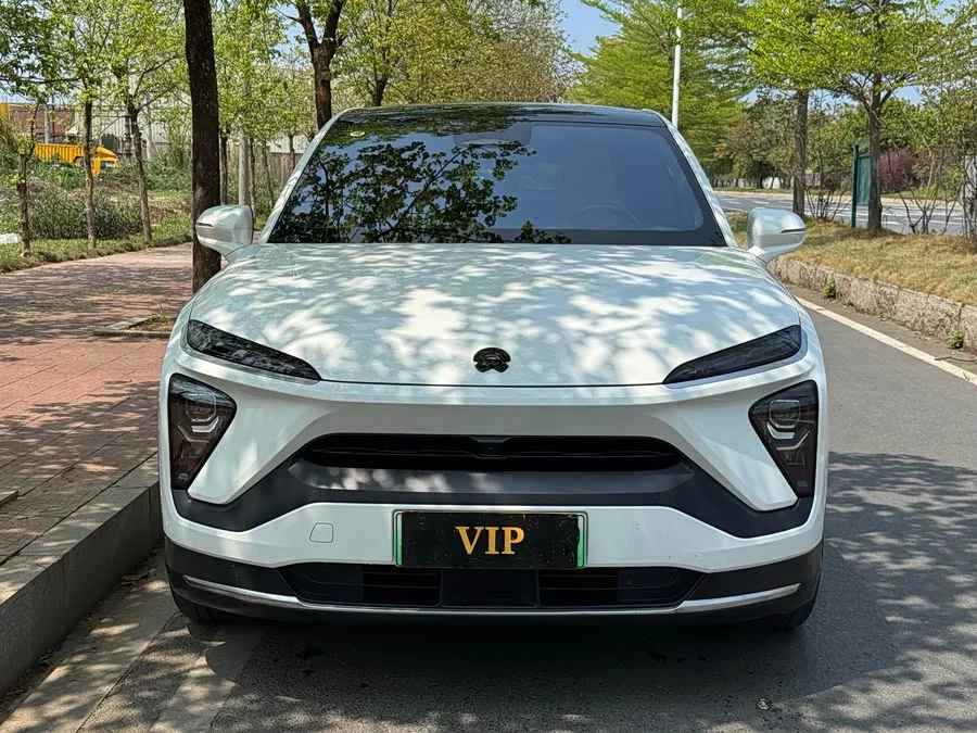 NIO EC6