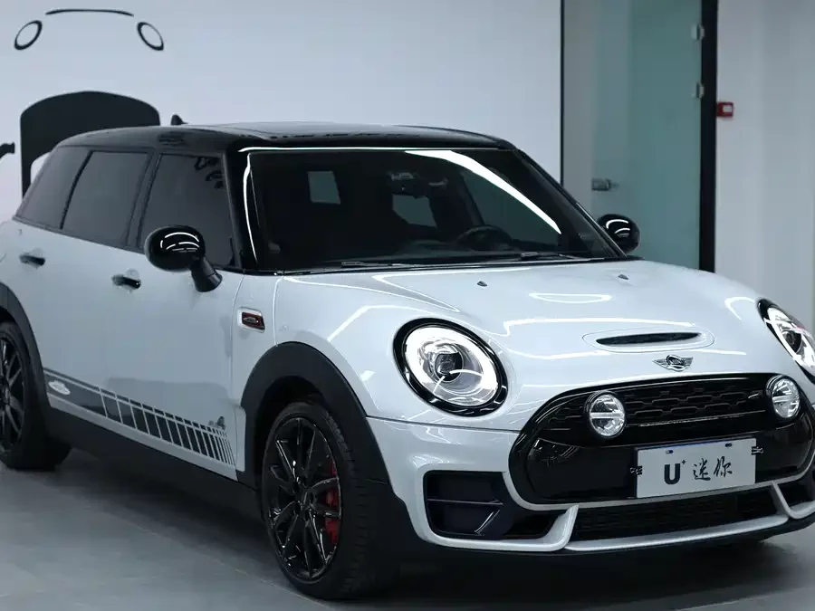 MINI JCW CLUBMAN