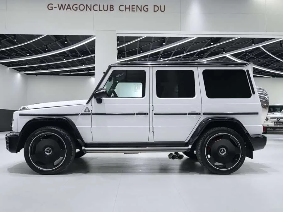 Mercedes Benz G-rated