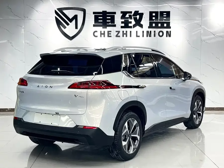 Aion V
