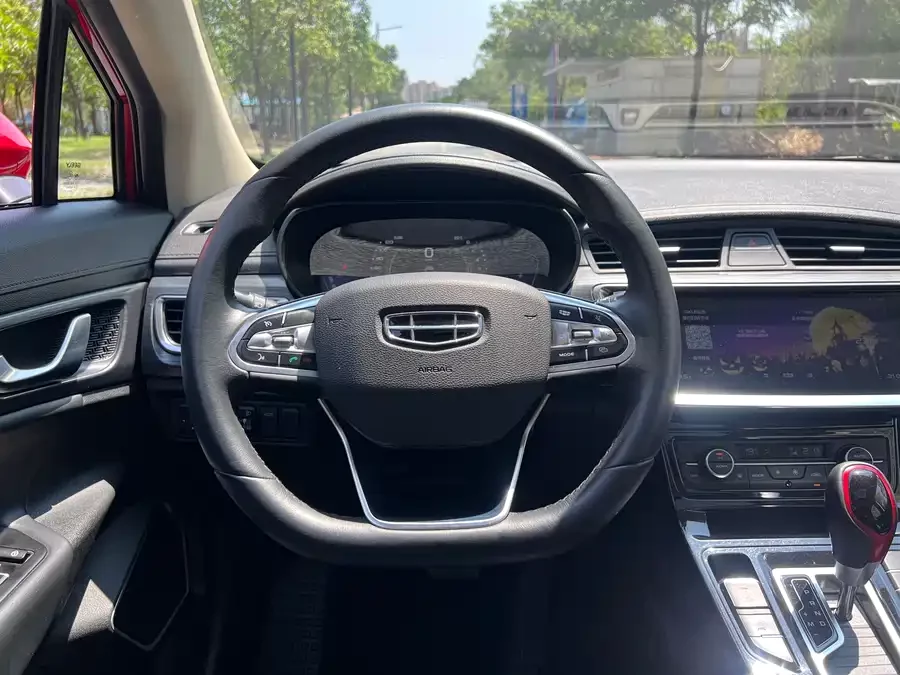 Geely Emgrand GS