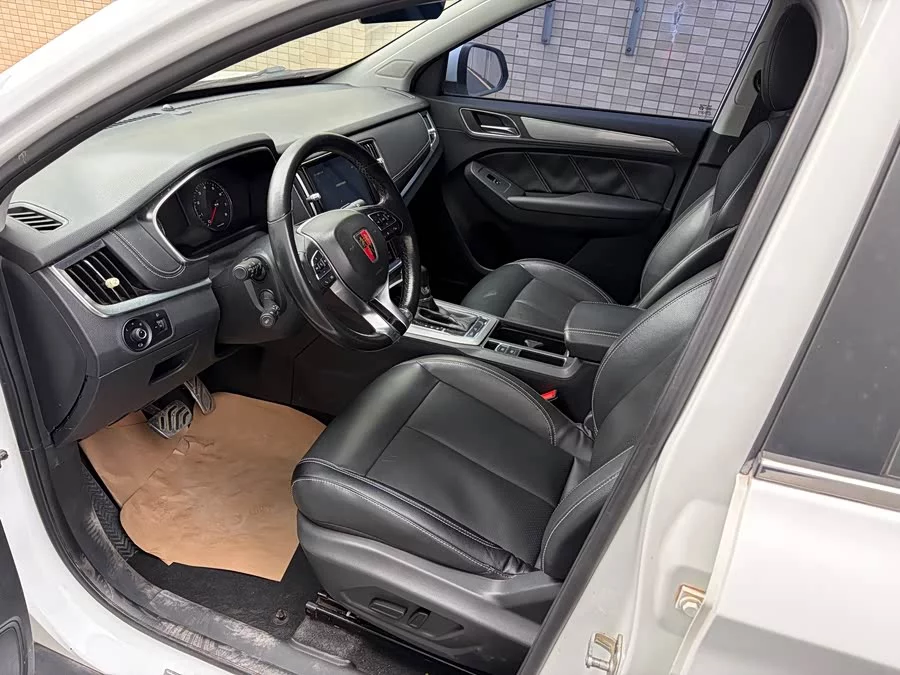 Roewe RX5
