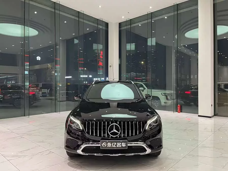 Mercedes Benz GLC