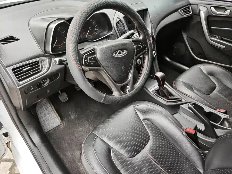 Chery Arrizo 5