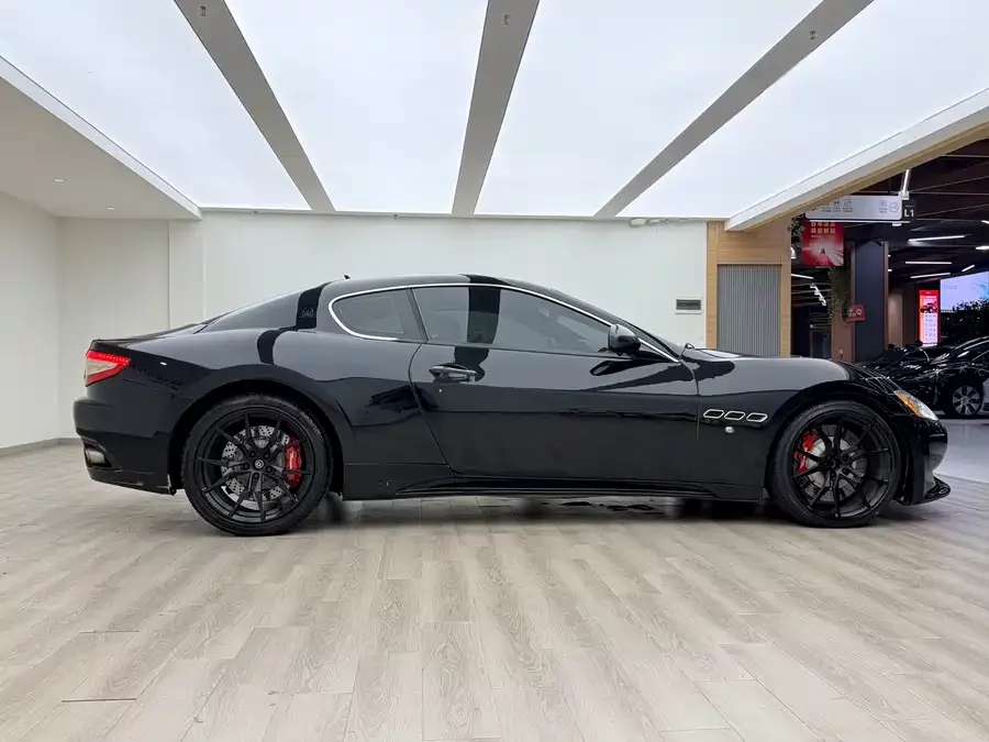 Maserati GranTurismo