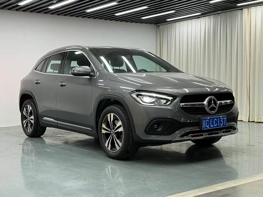 Mercedes Benz GLA