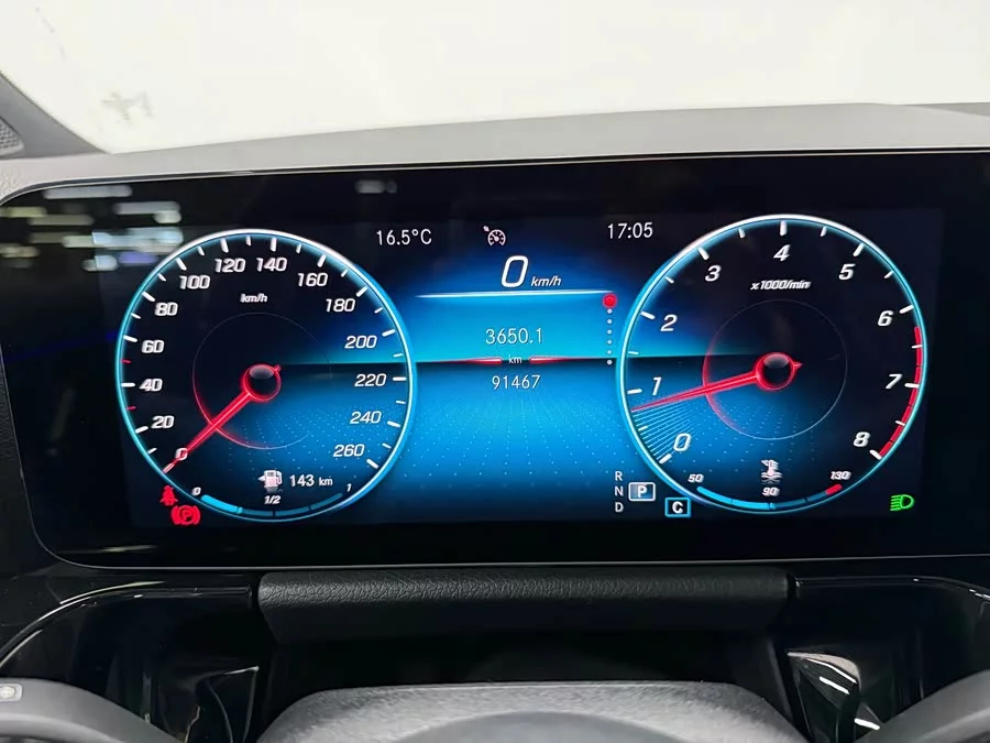 Mercedes Benz GLA
