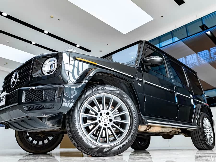 Mercedes Benz G-rated