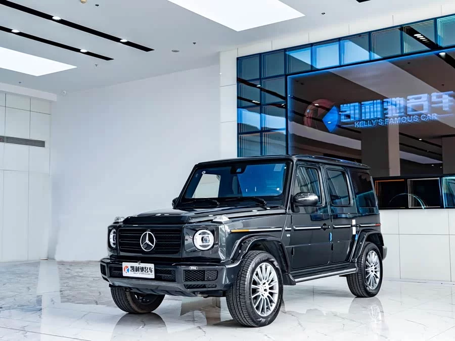 Mercedes Benz G-rated