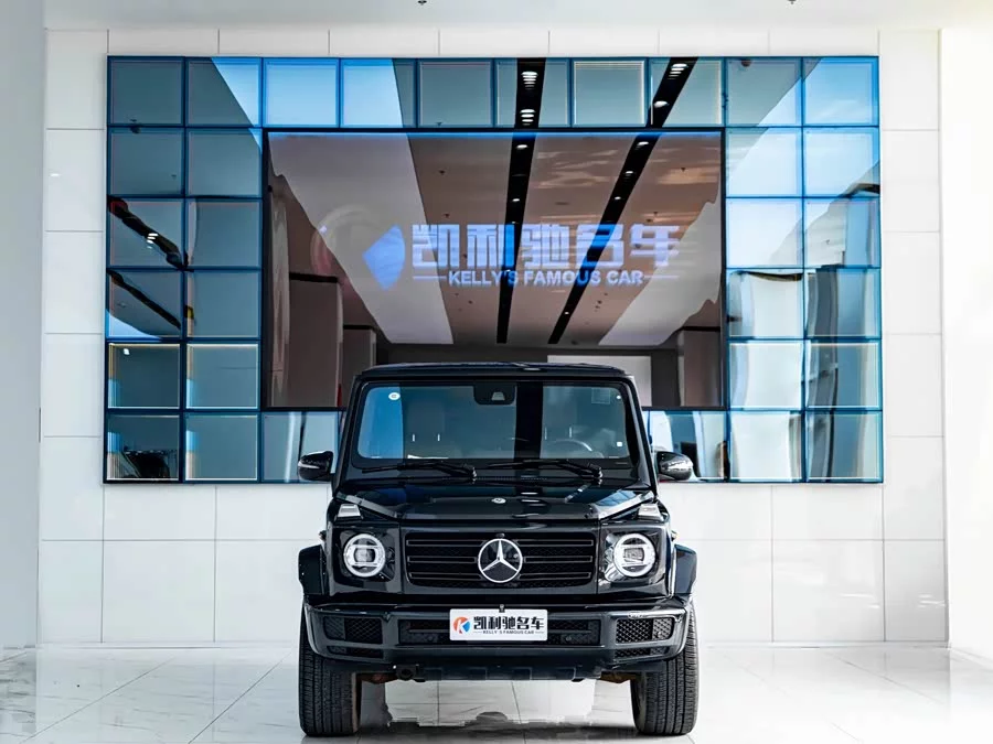 Mercedes Benz G-rated