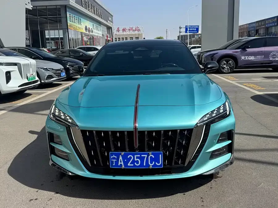 Hongqi H6