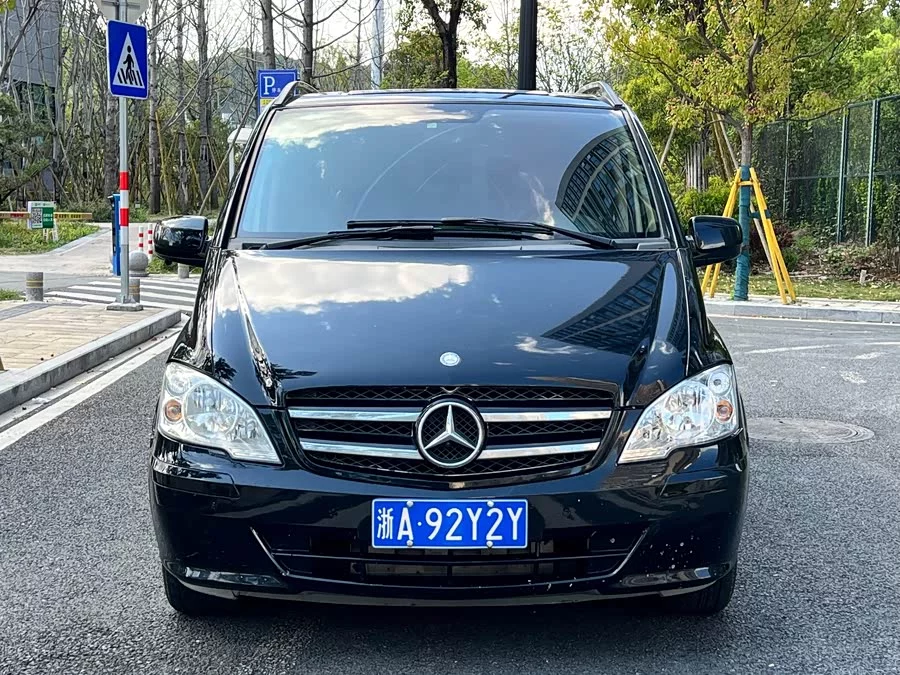 Mercedes Benz Vito