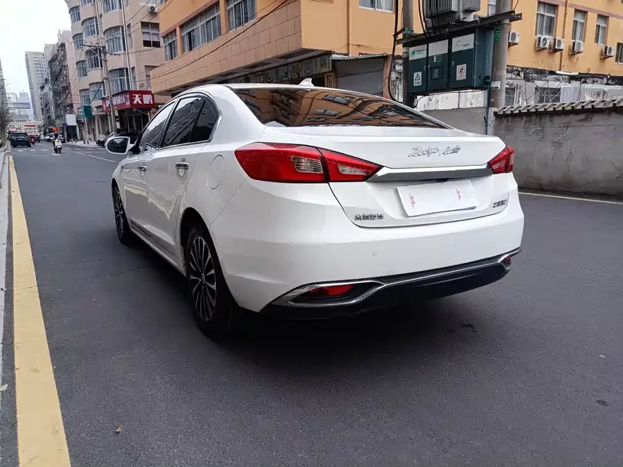 Zotye Z500