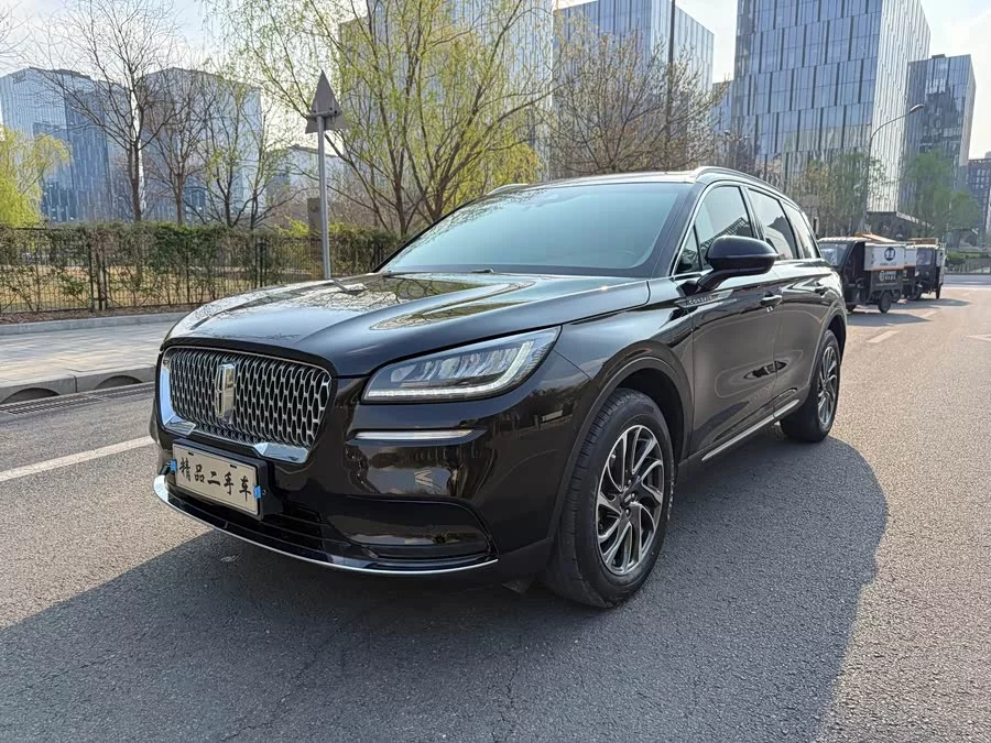 Lincoln Adventurer