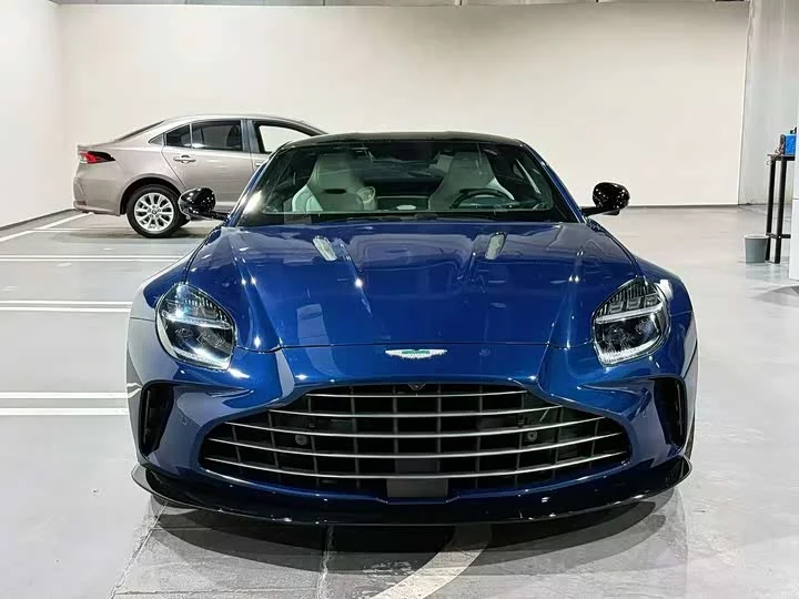 Aston Martin V8 Vantage