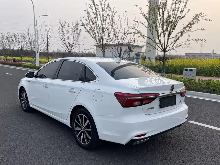 Roewe i6 Classic
