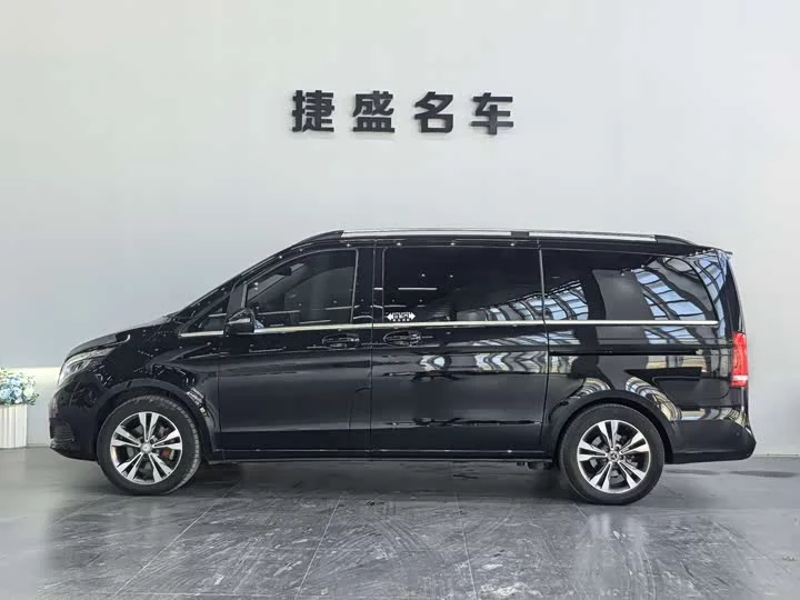 Mercedes-Benz Class V