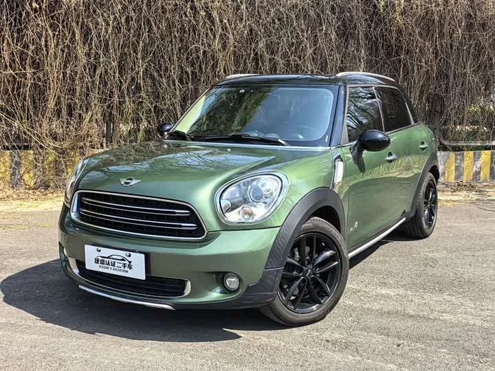 MINI COUNTRYMAN