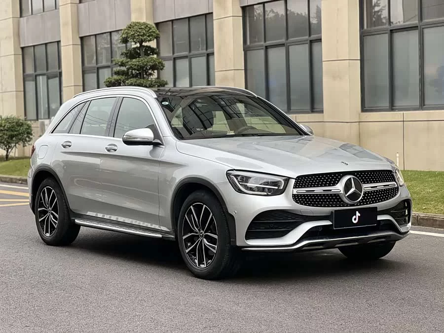 Mercedes Benz GLC