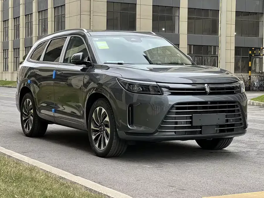 AITO Wenjie M7
