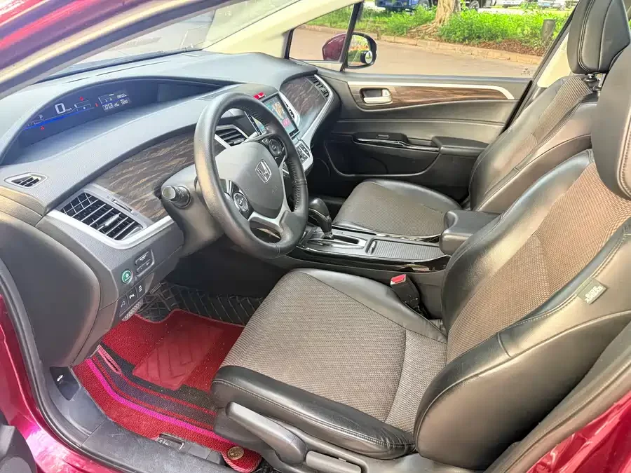 Honda Jade