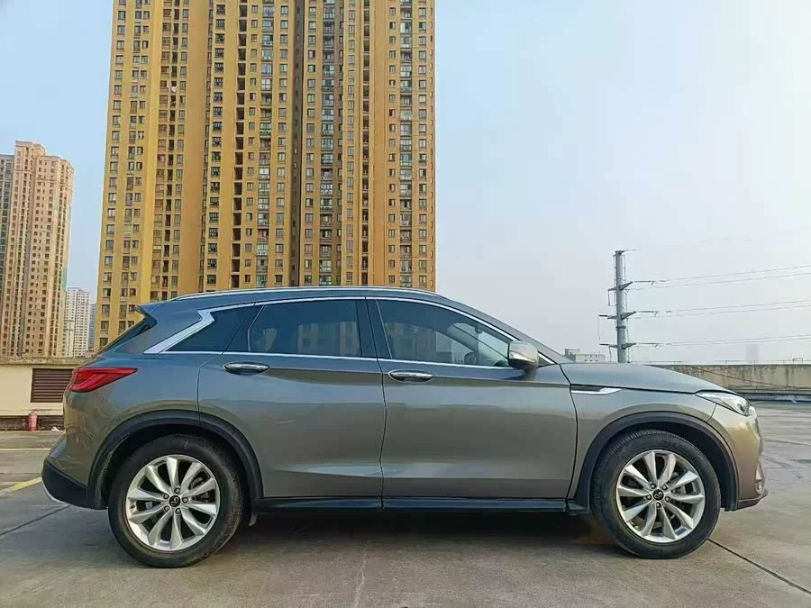 Infiniti QX50