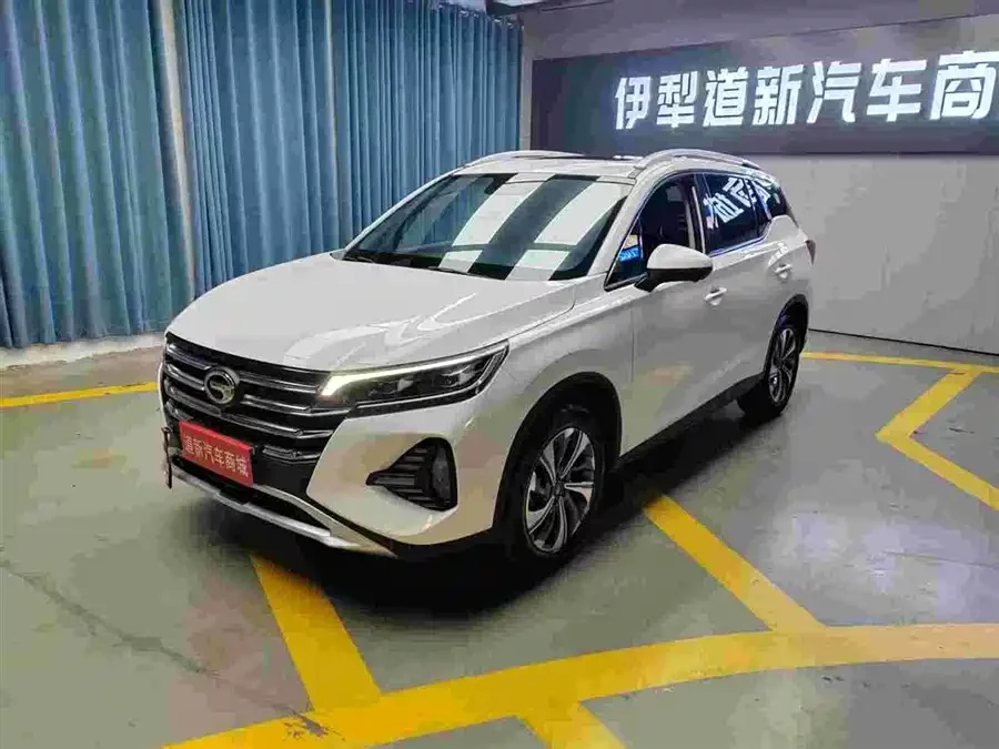 GAC Trumpchi GS4