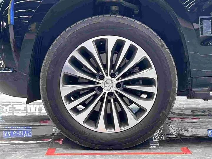 BAIC BJ90