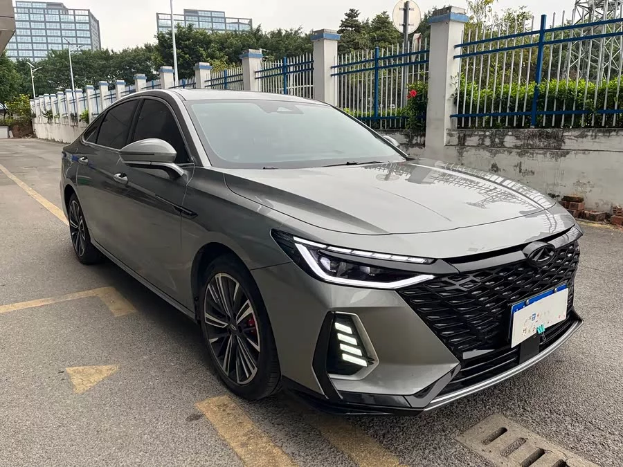 Chery Arrizo 8