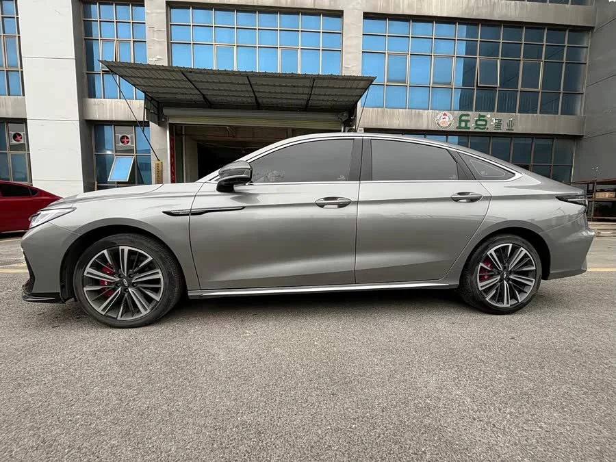 Chery Arrizo 8