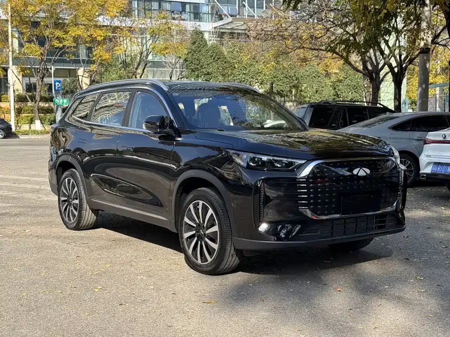 Chery Fengyun T8