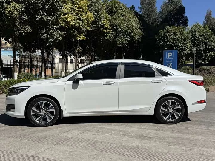 BAIC Beijing U7