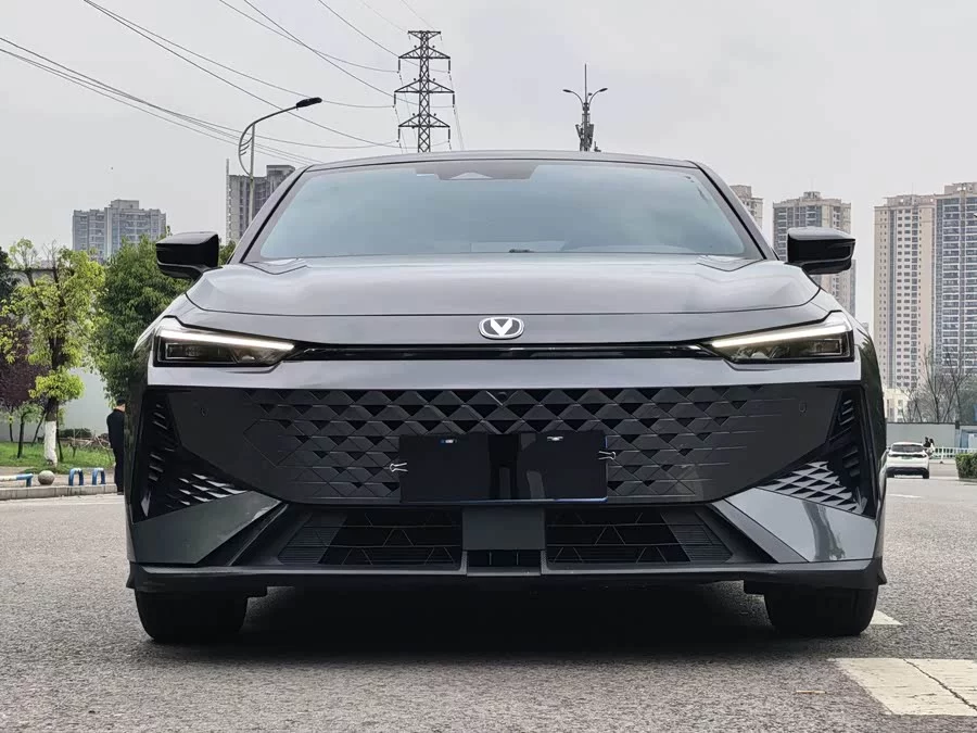 Changan UNI-V