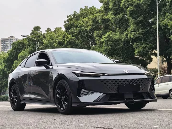 Changan UNI-V