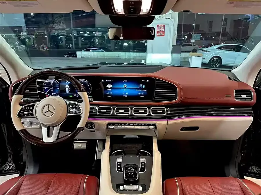 Mercedes Benz GLS