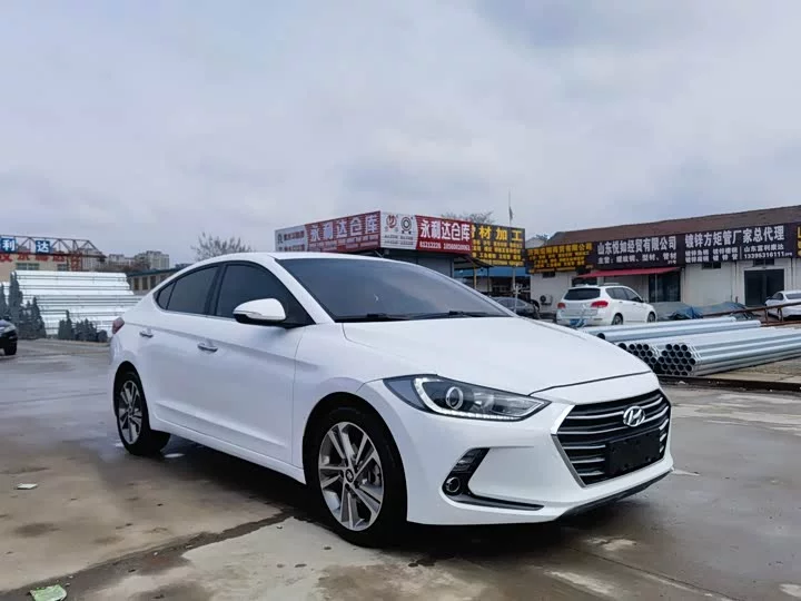Hyundai lead