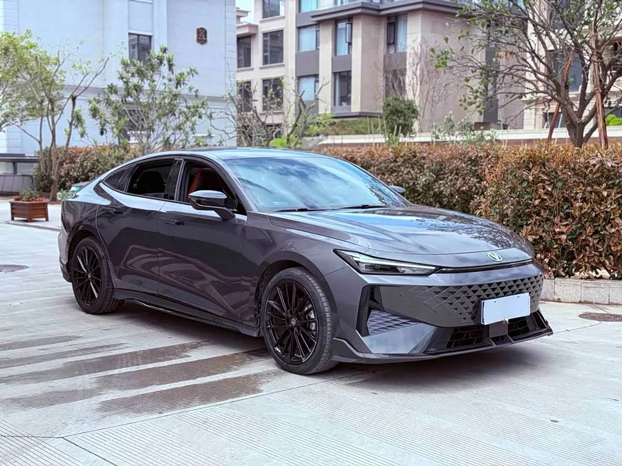 Changan UNI-V