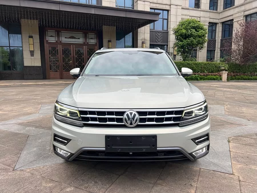 Volkswagen Tiguan L